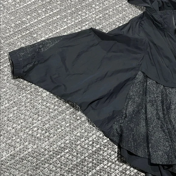 Lululemon x SoulCycle | Ride & Reflect Jacket - Picture 6 of 16